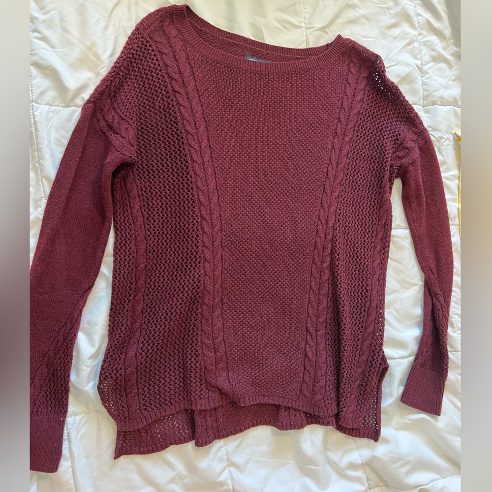 American Eagle sweater